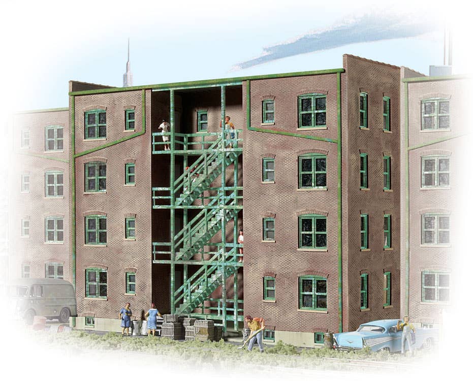 Walthers Cornerstone 3263 N Scale Parkview Terrace Background Building - Kit - Tuscan w/Dark Green Trim 4-5/8 x 3-1/2 x 1-5/8" 11.7 x 8.8 x 4.1cm