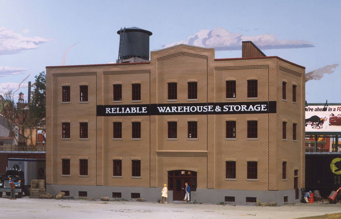 Walthers Cornerstone 3014 HO Scale Reliable Warehouse & Storage - Kit - 10-5/8 x 10-1/4 x 6-3/4" 27 x 26 x 17.1cm