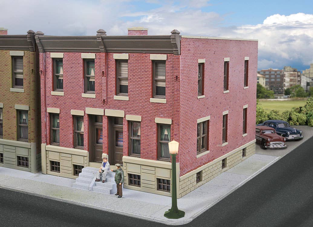 Walthers Cornerstone 3778 HO Scale Row House - Kit - 7-13/16 x 4-9/32 x 4" 19.8 x 10.8 x 10.1cm