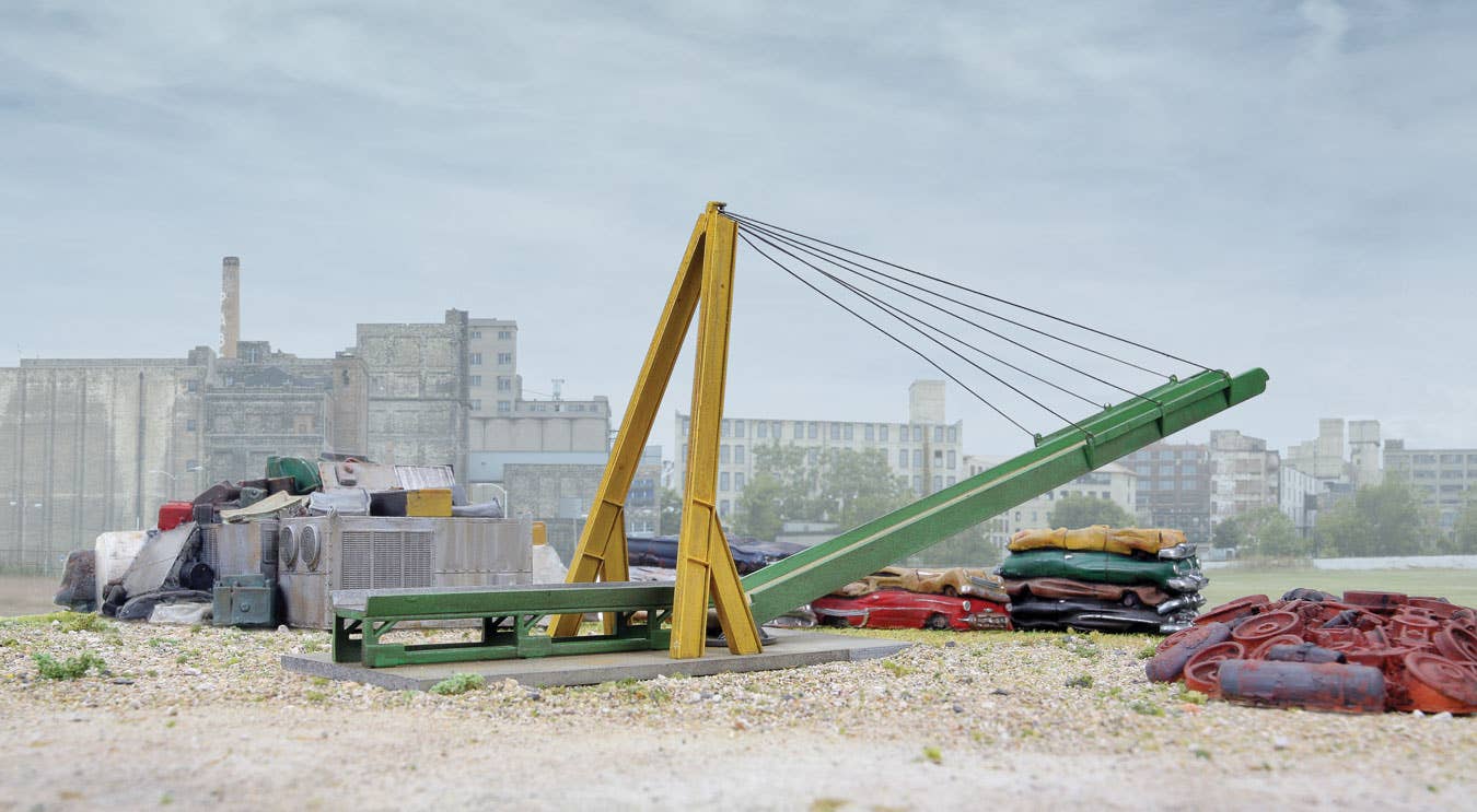 Walthers Cornerstone 3645 HO Scale Scrap Yard Conveyor - Kit - 9-1/4 x 1-3/4 x 3-3/8" 23.4 x 4.4 x 8.5cm