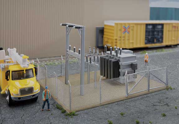 Walthers Cornerstone 4175 HO Scale Small Substation - Kit - 5 x 3-13/16 x 2-7/8" 12.7 x 9.7 x 7.3cm