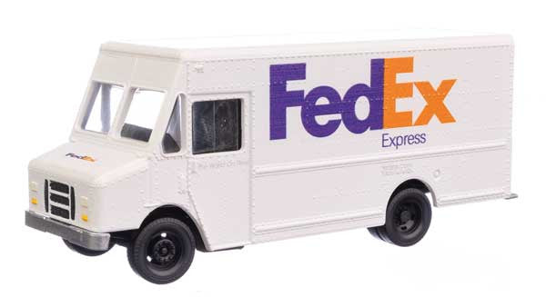 Walthers SceneMaster 12103 HO Scale Morgan Olson Route Star Van - FedEx Express