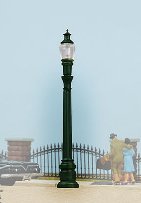 Walthers SceneMaster 4304 HO Scale Cast Iron Column Street Light - pkg(2)